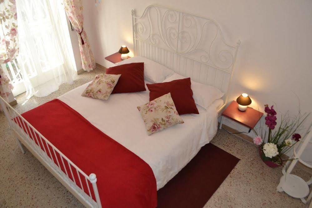La Luna Di Roma B&B מראה חיצוני תמונה
